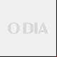 Bruna Marquezine empina o bumbum durante eio de quadriciclo