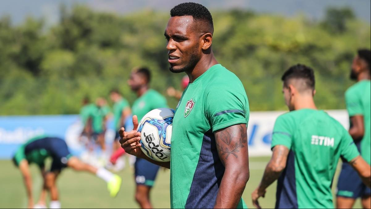 Digão comemora boa fase, mas pediu para elenco manter o foco - LUCAS MERÇON / FLUMINENSE