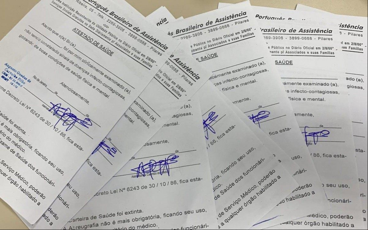  Atestado era usado para furar fila de vacinação de Covid-19 - Reprodução