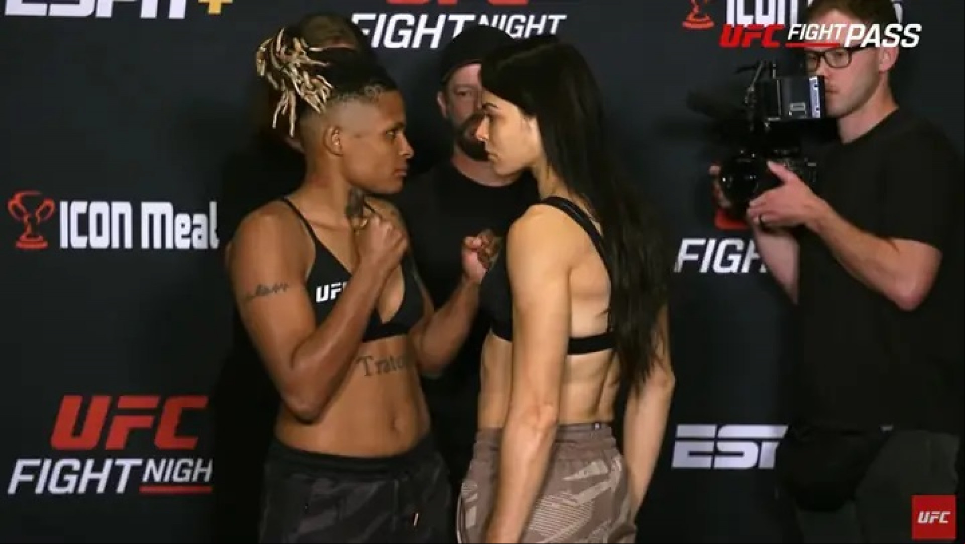 Tamires Vidal e Melissa Gatto farão duelo brasileiro no card deste sábado - (Foto: Reprodução/UFC)