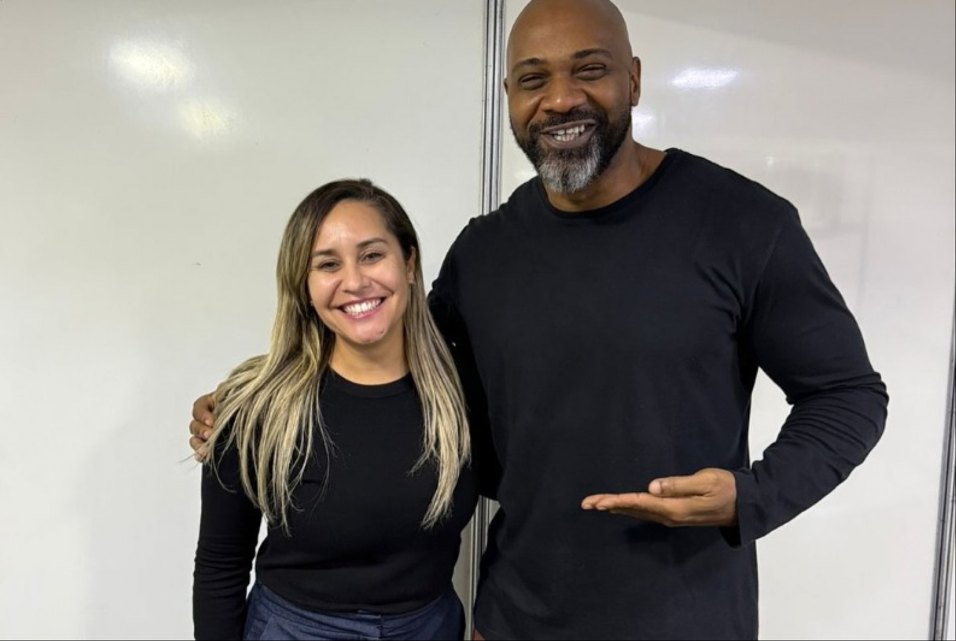 Prefeita Daniela Soares (PL) na Feira Literária - Reprodução